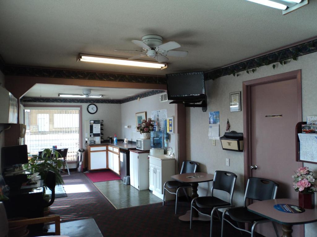 Knights Inn Ottawa Zewnętrze zdjęcie