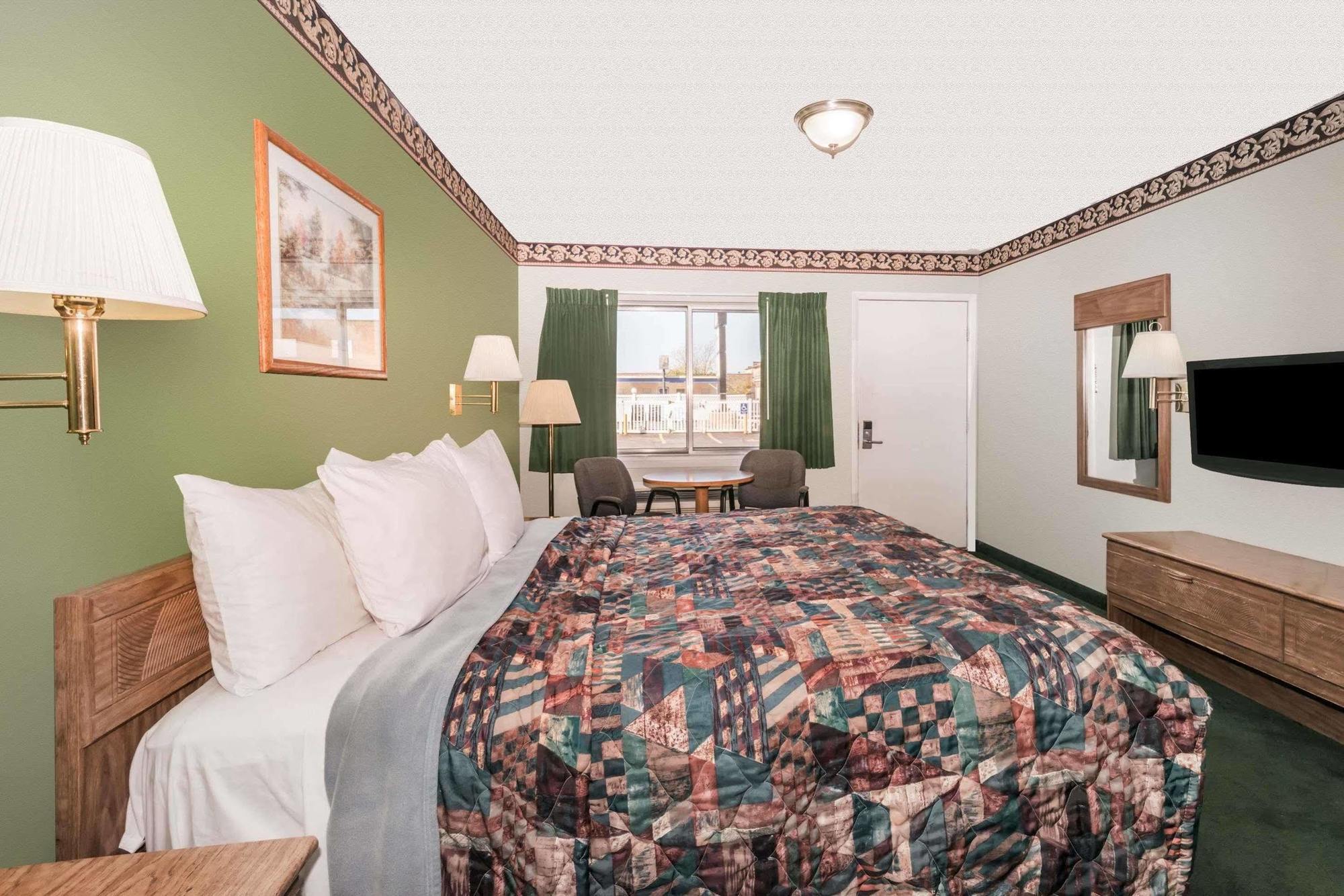 Knights Inn Ottawa Zewnętrze zdjęcie